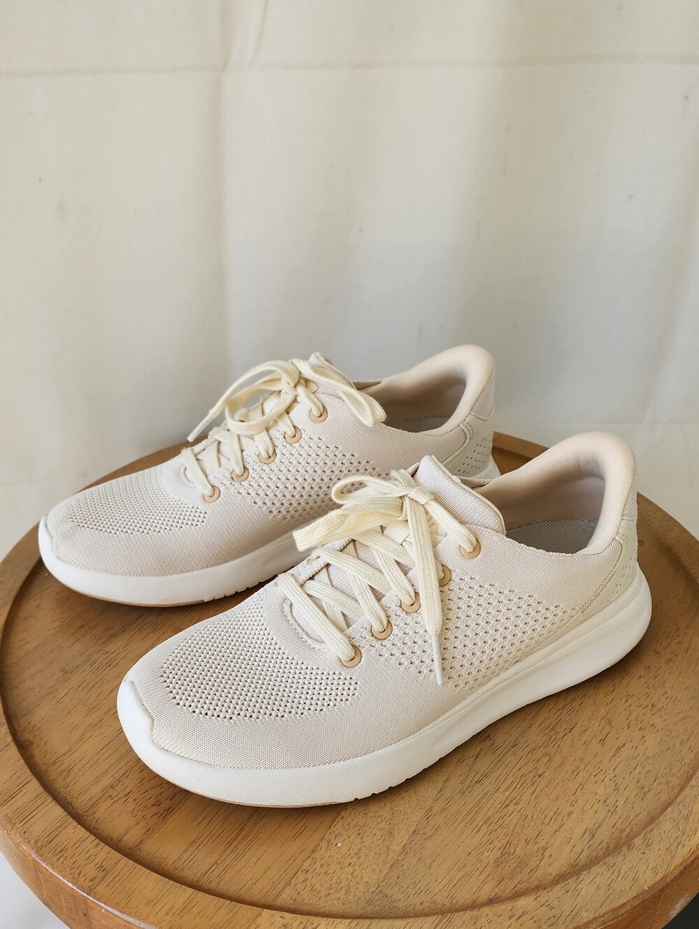 Kizik Lima Lightweight Women's Athletic Sneakers Cream